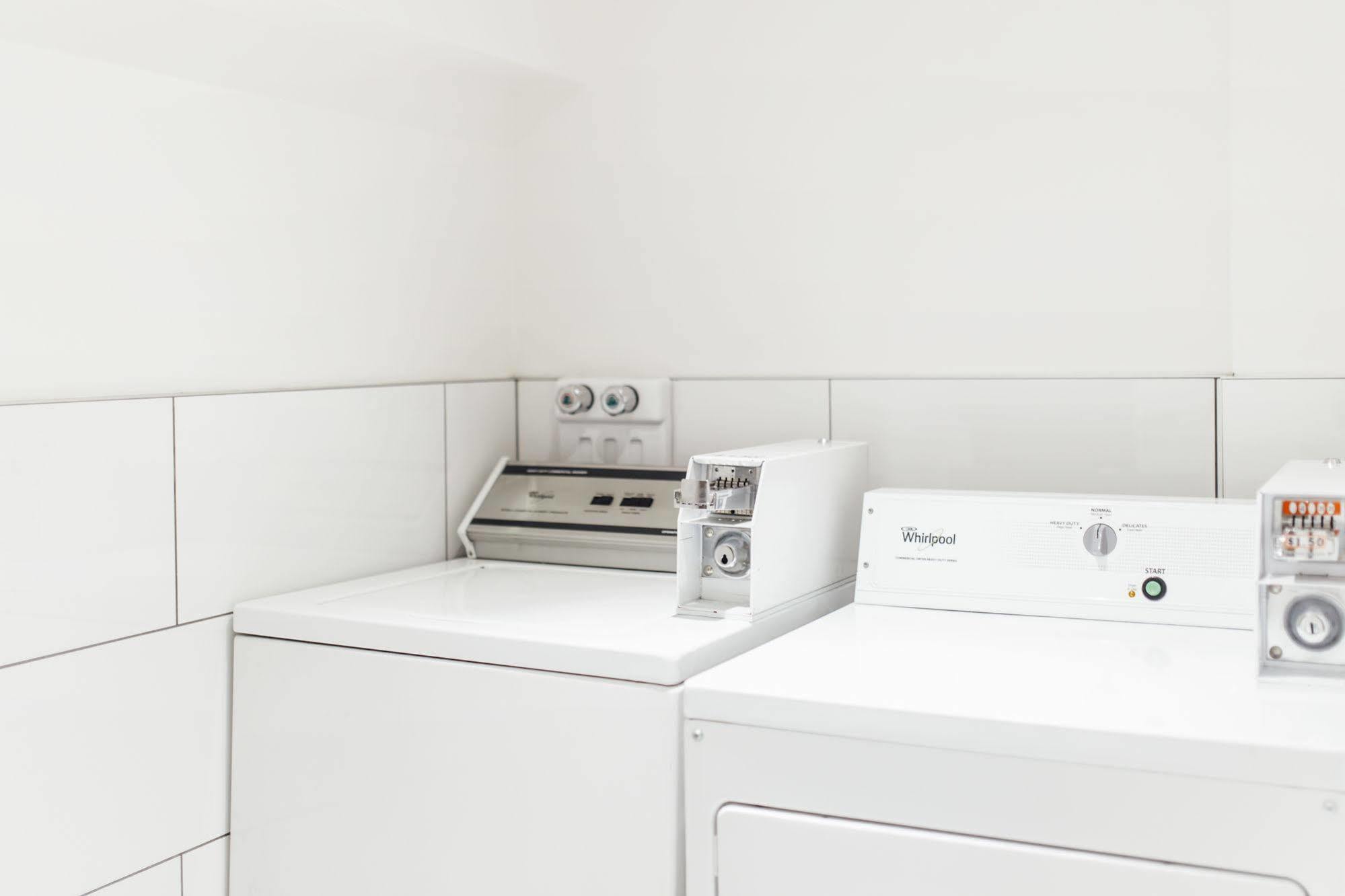 Alt Hostel Montreal Ngoại thất bức ảnh